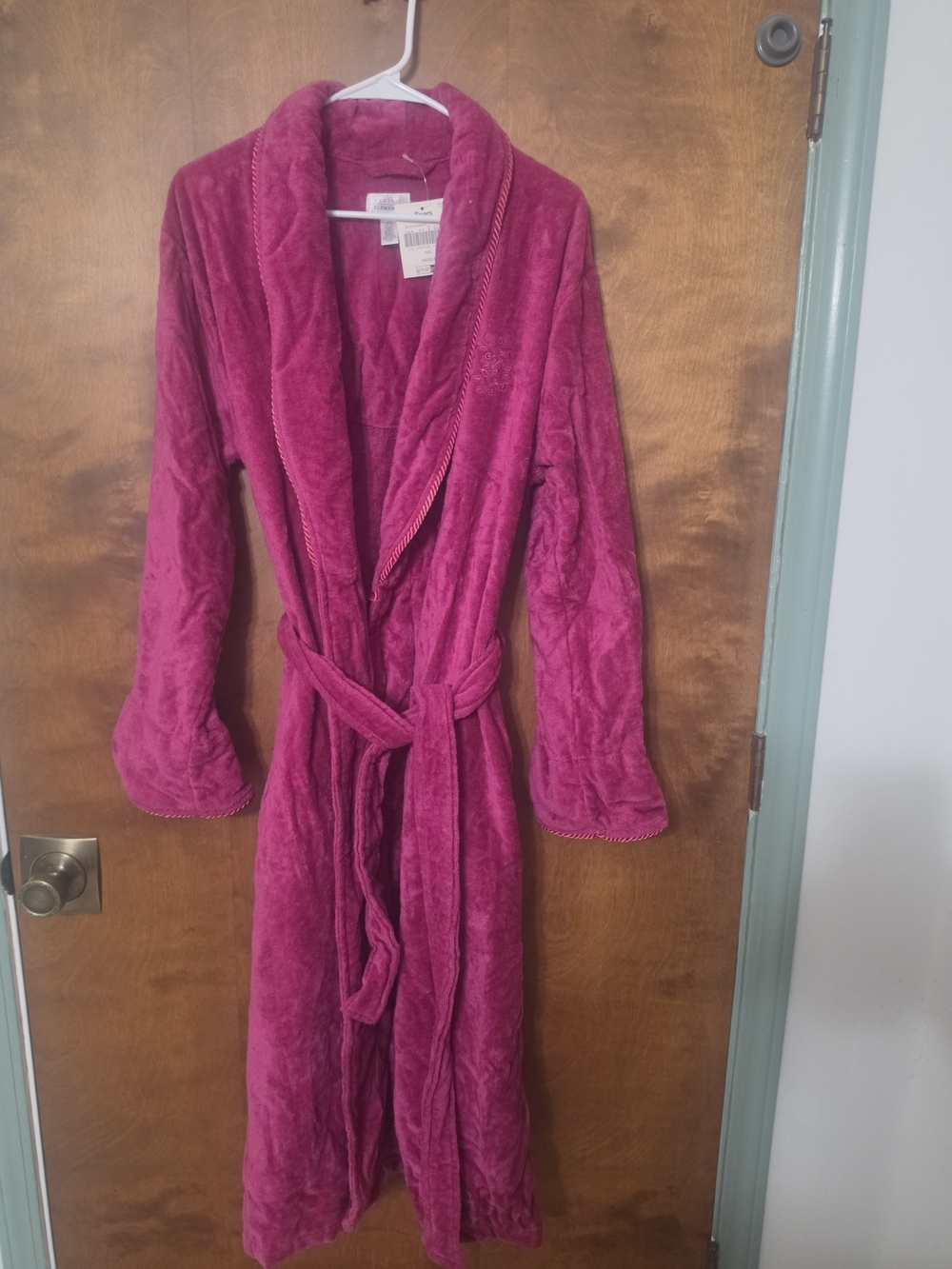 Sears Plush Shawl-Collar Robe in Bright Fuchsia